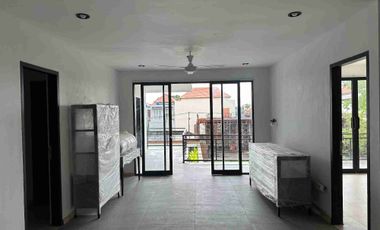 villa minimalis 330m2 lantai2 Sanur idr 6 milliar