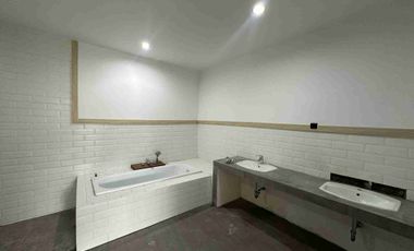 villa minimalis 330m2 lantai2 Sanur idr 6 milliar