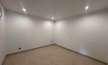 villa minimalis 330m2 lantai2 Sanur idr 6 milliar