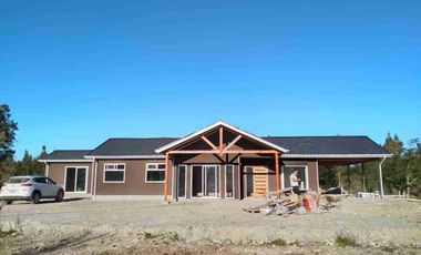 Arrienda Parcela de 5.000.M2 con Casa  de 147M2 en Condominio Monteverde. Puerto Montt Disponible 01 de marzo 2026