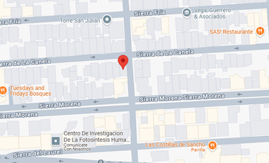 CSA DE 2 NIVELES CON ESTACIONAMIENTO PROPIO CASA EN VENTA A 2 CUADRAS DE PLAZA UNIVERSIDAD