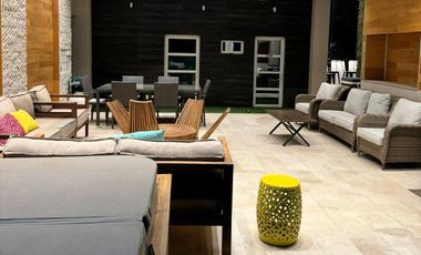PRECIOSA RESIDENCIA EN VENTA, CON UBICACION PRIVILEGIADA