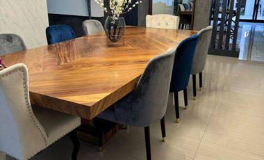 PRECIOSA RESIDENCIA EN VENTA, CON UBICACION PRIVILEGIADA