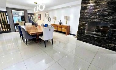 PRECIOSA RESIDENCIA EN VENTA, CON UBICACION PRIVILEGIADA