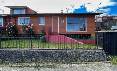 Arriendo Amplia Casa De 3 Dormitorios En Poblacion Kennedy Puerto Montt