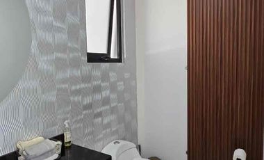 Residencial en venta con amplios espacios y alberca en  Puerta de Hierro