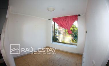 ARRENDAMOSa Casa ubicada en excelente Villa