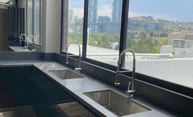 Venta Casa en Privada dentro de Bosque Real