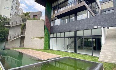 Venta Casa en Privada dentro de Bosque Real