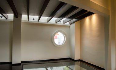 Casa en renta, en Prado Largo, Zona Esmeralda, con amplio jardín, impecable