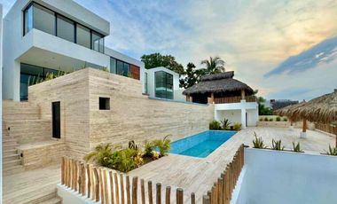 Venta de Hermosa Residencia con Vista al Mar