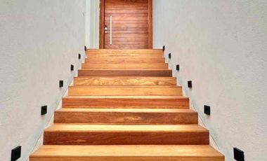 Venta de Hermosa Residencia con Vista al Mar