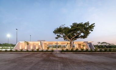 VENTA TERRENO EN BLANCA RESIDENCIAL, MERIDA, YUCATAN.  CON TODOS LOS SERVICIOS, BIEN UBICADO, PREVENTA.