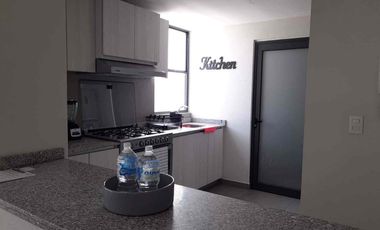 Departamento amueblado tres recámaras