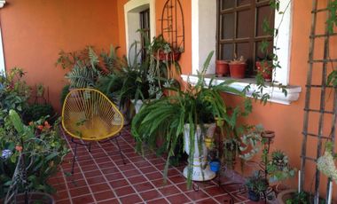 HERMOSA CASONA COLONIAL EN EL CENTRO DE CD SERDAN IDEAL PARA INVERSION