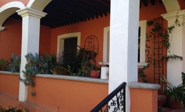 HERMOSA CASONA COLONIAL EN EL CENTRO DE CD SERDAN IDEAL PARA INVERSION