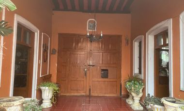 HERMOSA CASONA COLONIAL EN EL CENTRO DE CD SERDAN IDEAL PARA INVERSION