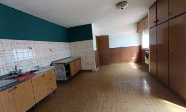 ALQUILER / DEPTO/ 2 DORM / PARANA / CALLE GUALEGUAYCHU  611