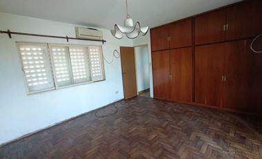 ALQUILER / DEPTO/ 2 DORM / PARANA / CALLE GUALEGUAYCHU  611