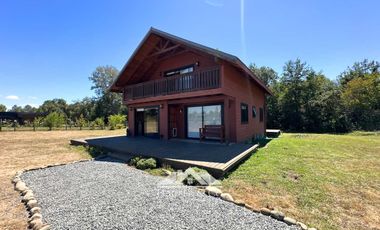 Casa en arriendo en parcela Villarrica 4 d 2 b Camino a Freire