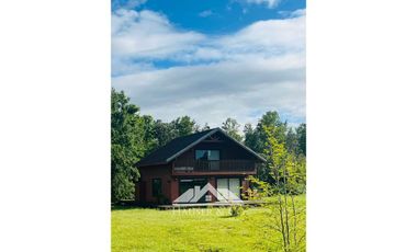 Casa en arriendo en parcela Villarrica 4 d 2 b Camino a Freire