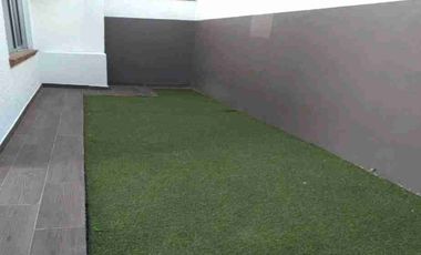 Se vende casa grande dentro de fraccionamiento club de golf San Carlos, Metepec, Estado De México