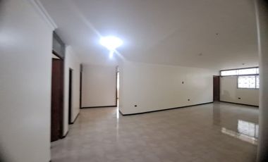Alquiler departamento en Urdesa Central norte de Guayaquil