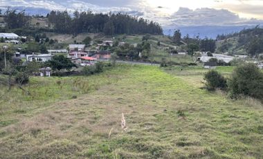VENDO DOS TERRENOS EN PILLARO SECTOR EMILIO MARÍA TERAN