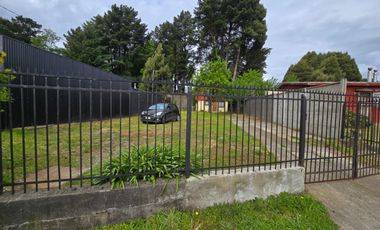 Venta de amplio terreno con cabaña en sector Bueras, Valdivia