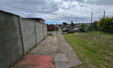 Venta de amplio terreno con cabaña en sector Bueras, Valdivia