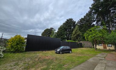 Venta de amplio terreno con cabaña en sector Bueras, Valdivia
