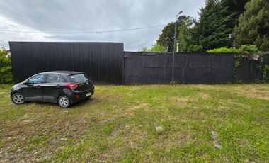 Venta de amplio terreno con cabaña en sector Bueras, Valdivia
