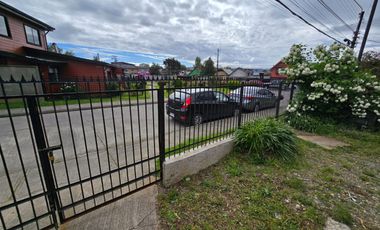 Venta de amplio terreno con cabaña en sector Bueras, Valdivia