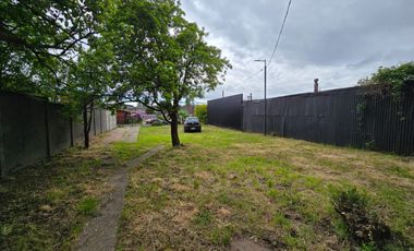 Venta de amplio terreno con cabaña en sector Bueras, Valdivia