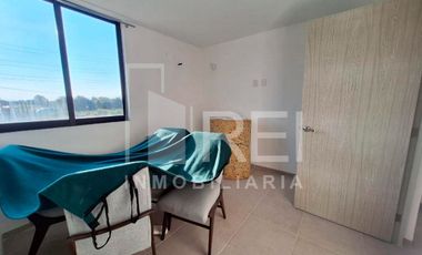 VENTA CASA EN SANTA CRUZ DEL VALLE TLAJOMLCO