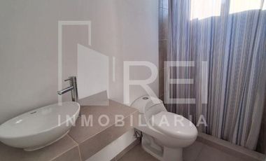 VENTA CASA EN SANTA CRUZ DEL VALLE TLAJOMLCO