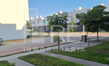 VENTA CASA EN SANTA CRUZ DEL VALLE TLAJOMLCO