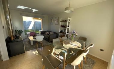 Arriendo Hermosa casa sin amoblar, sector Valle Volcanes, Puerto Montt.