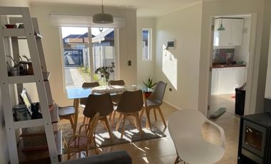 Arriendo Hermosa casa sin amoblar, sector Valle Volcanes, Puerto Montt.