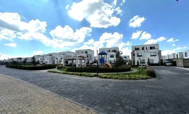 Casa en Venta, Modelo Málaga, en Fraccionamiento Villas del Campo, Calimaya, Estado de México.