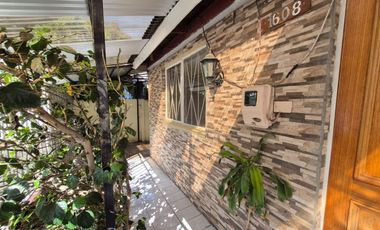 Acogedora casa en villa la calera,La calera