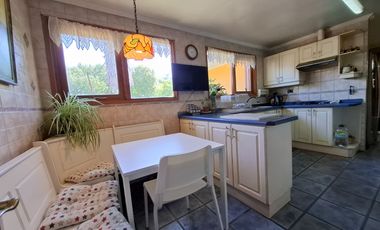 Santa Teresita de Lisieux, 237 3D 2B y servicios, en 129 cons y 5000 de terreno