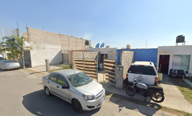 Casa Familiar en C. Ocaso, Tala Ideal para Inversión o Vivienda, Ubicación Estratégica y Gran Valor de Crecimiento