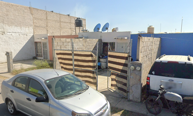 Casa Familiar en C. Ocaso, Tala Ideal para Inversión o Vivienda, Ubicación Estratégica y Gran Valor de Crecimiento