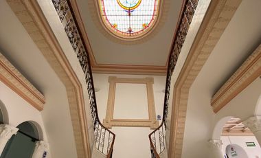 ANZURES: CASA CON USO SUELO OFICINAS