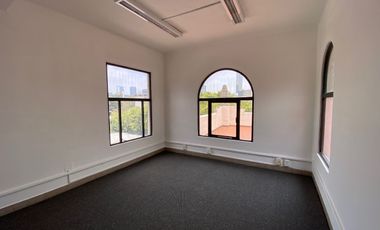 ANZURES: CASA CON USO SUELO OFICINAS