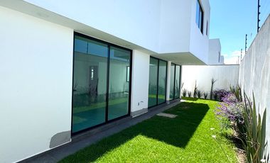 CASA EN VENTA EN METEPEC