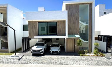 CASA EN VENTA EN METEPEC