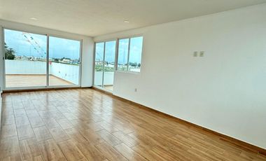 CASA EN VENTA EN METEPEC