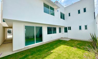 CASA EN VENTA EN METEPEC